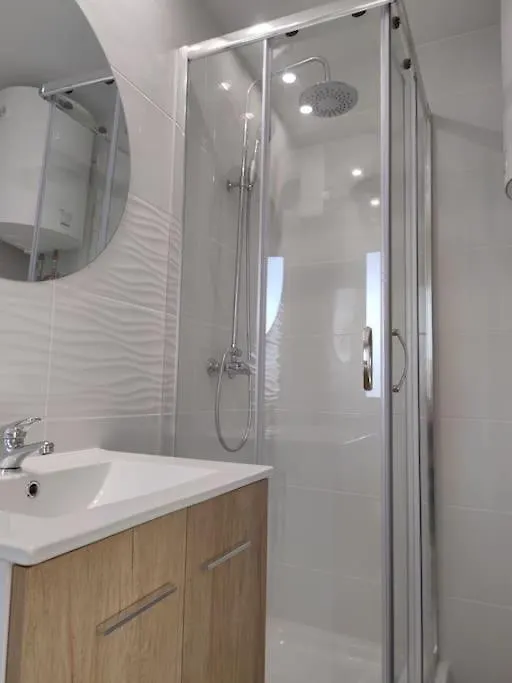 Piso Encantador A Pie De Playa Apartment Castelldefels 0*,